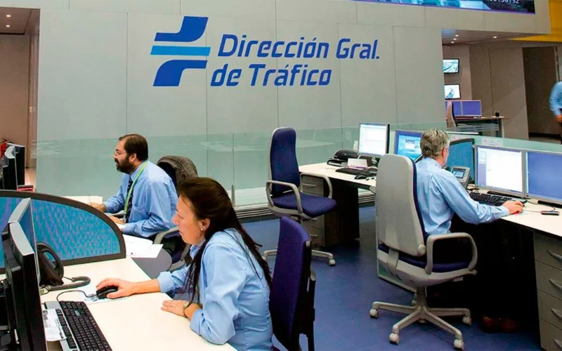 ¿Cómo dar de baja temporal un coche?