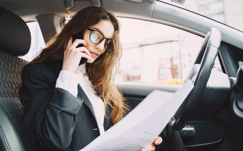 Documentos obligatorios que debes llevar en el coche